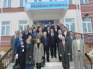 OKUL VE KURUMLARA BEYAZ BAYRAK VE SERTİFİKALARI TÖRENLE VERİLDİ
