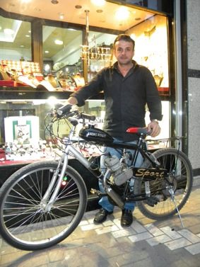Bisikletini Motosiklet yaptı