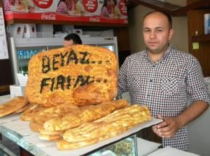 Ramazanın En Büyük Pidesi Beyaz Fırında
