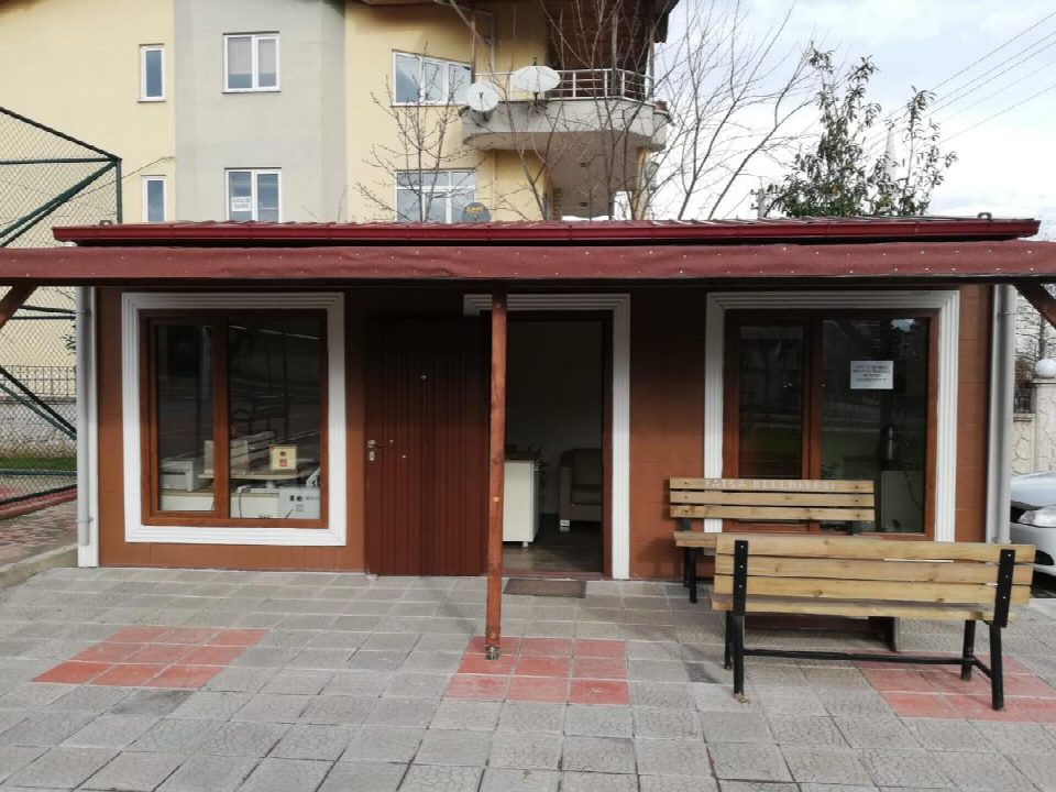 Dolunay muhtar evi ve basket sahası hizmete girdi
