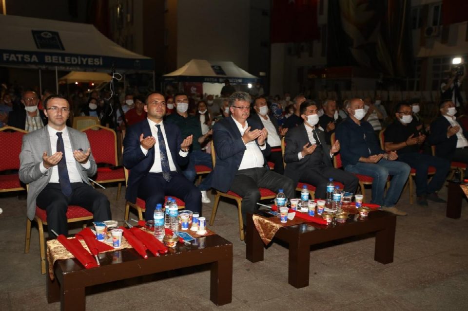 Belediye Başkanı Etem Kibar 15 Temmuz demokrasi tarihine altın harflerle yazılan şanlı bir destanın gecesidir”