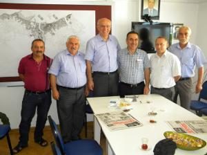 CHP İstanbul Milletvekili İlhan Özkes CH;teşkilatını ziyaret etti