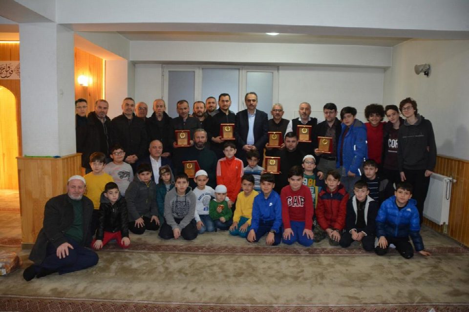Fatsa Müftülüğünden gönüllü hizmet erlerine teşekkür plaketi