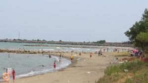 Vatandaşlar plajlara akın etti