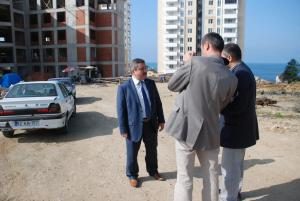 BAŞKAN ANLAYAN DOLUNAY İLKÖĞRETİM OKULU’NUN İNŞAATINI YERİNDE İNCELEDİ