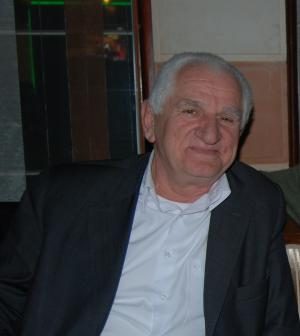 Cemal Kayalık'tan ver yansın...