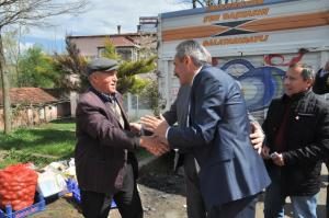 Kumru CHP'li Adıgüzel'i bağrına bastı