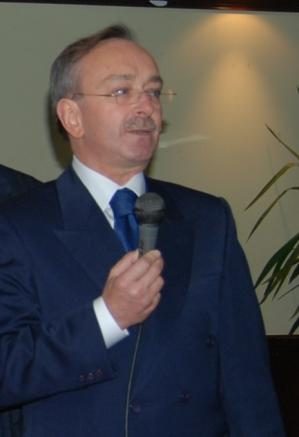 ECZACI ALTAN UZUN “35 YIL ECZANEMİ BEN AÇTIM, BEN KAPADIM”