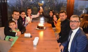 Başarılı sporcular kupayı Fatsa’ya getirdi