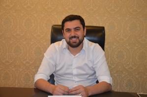 BAŞKAN ÇAM : 1"EMOKRASİMİZE UZANAN BU KİRLİ ELLERİN MEŞRU OLAMAYACAĞINI VE HİÇBİR ŞEKİLDE MANTIKLI AÇIKLAMASI OLAMAYACAĞINI BELİRMEK İSTERİM"