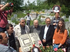 Eski Fatsa Belediye Başkanı Fikri Sönmez Mezarı başında anıldı
