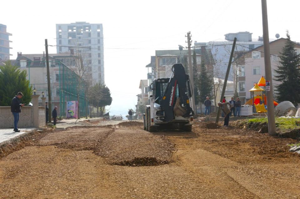 FATSA EVKAF MAHALLESİNDE YAŞAM KALİTESİ ARTIRILIYOR