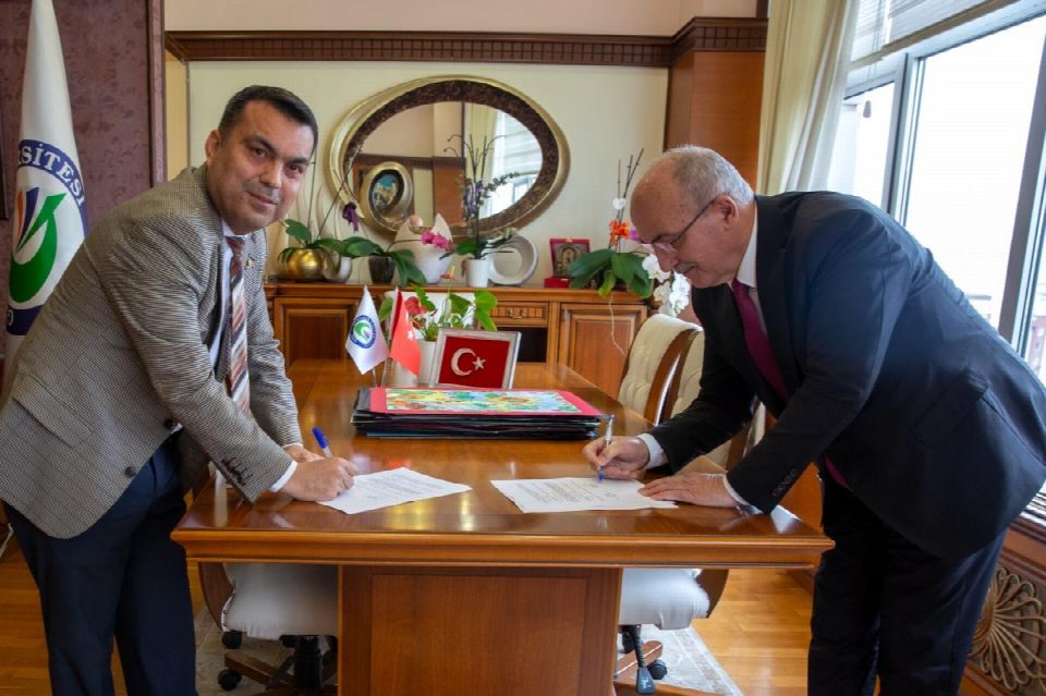 “Fındık ve Çocuk” eserleri Giresun Üniversitesinde
