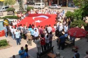FATSA'DA ŞEHİTLER İÇİN MİTİNG
