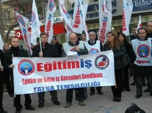 EĞİTİM İŞ ÜYELERİNDEN TEPKİ”