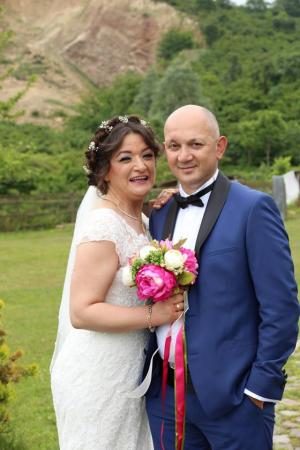 ELİF İLE SERVET'İN EN MUTLU GÜNÜ