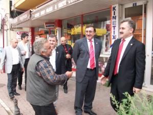 FATSA ESNAFLARLA BAYRAMLAŞTI