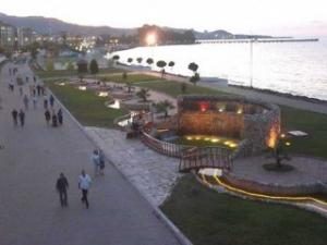 KÜLTÜR SARAYI İÇ TEFRİŞAT YAPIMINA BAŞLANILDI