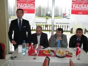 YEMEKTE BULUŞTULAR