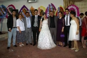 MUTLU OLSUNLAR... ASLIHAN UYSAL VE FATİH GÜ LBOY EVLENDİ