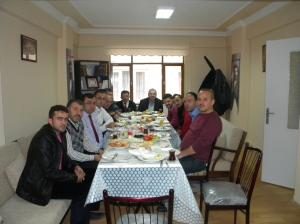 FATIMATÜZ ZEHRA DERNEĞİ BASIN MENSUPLARI İLE BULUŞTU