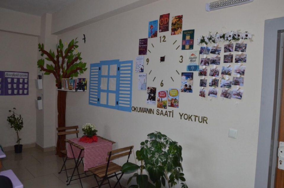 Kitap okuma alışkanlığı, her saat aşılanıyor