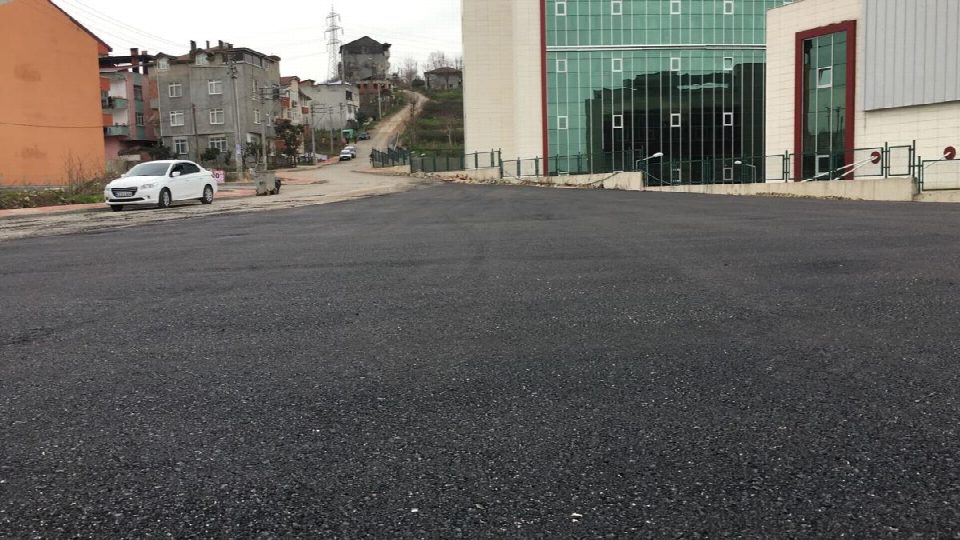 DEVLET HASTANESİ MEVKİNE İLAVE OTOPARK YAPILIYOR