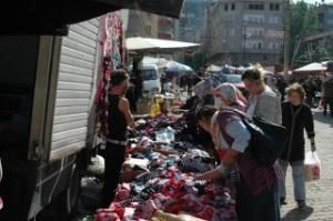 ÜRÜN AZ OLUNCA FİYATLARDA YÜKSELİYOR