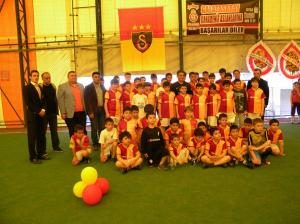 GALATASARAY FUTBOL OKULU AÇILDI