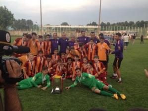 GALATASARAY ALT YAPISI U13 TAKIMI 2015 YILI TÜRKİYE ŞAMPİYONU OLDU