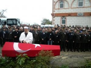 KIBRIS GAZİSİ İSMAİL ACIM SON YOLCULUĞUNA UĞURLANDI