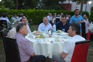 MUHTARLARDAN DAYANIŞMA YEMEĞİ