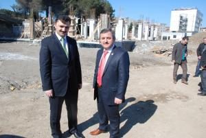 SOSYAL HİZMETLER İL MÜDÜRÜ HUZUREVİ İNŞAATINA GİDEREK İNCELEMELERDE BULUNDU