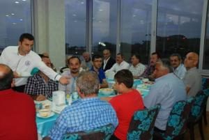BAŞKAN ANLAYAN, SAĞLIK DOLMUŞÇULARI İLE İFTARDA BİR ARAYA GELDİ