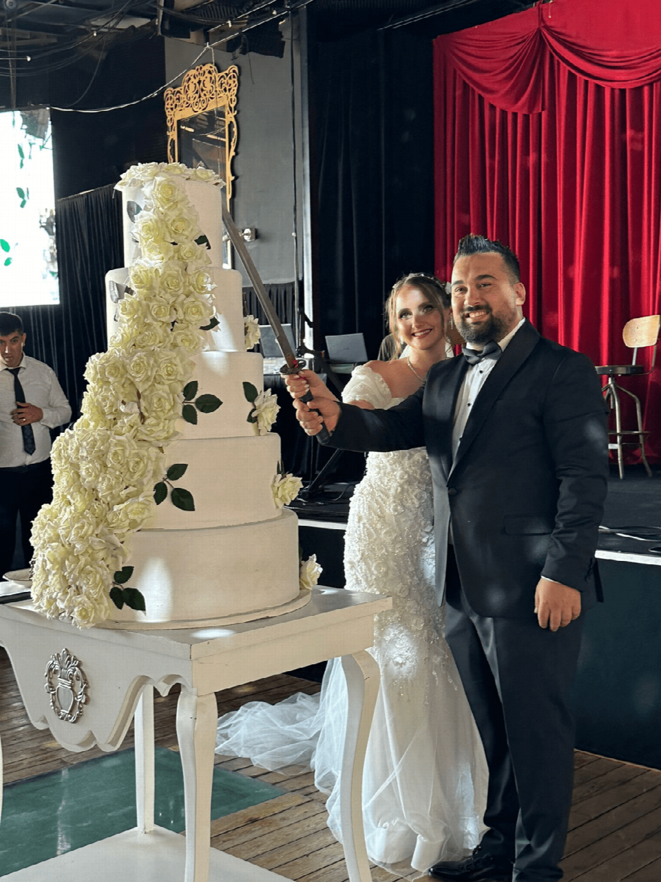 KOMİSER UMUT BARDAKÇI’NIN MUTLU GÜNÜ