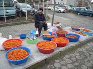 Malatya Kayısısı Fatsa’da yok sattı
