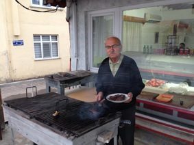 Köfte Turgut Amca’da Yenir