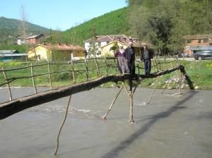 Kalas köprüde can pazarı!