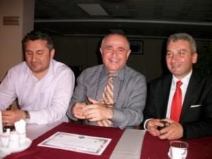 ÖZEL MEDİ-TECH HASTANESİNDE YEMEKLİ SOHBETLER DE DURMAK YOK..