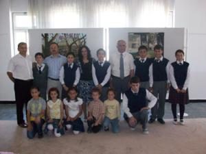 MEHMET AKİF İLKÖĞRETİM OKULU'DAN YILSONU RESİM SERGİSİ