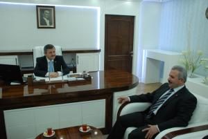 MEMURSEN’den BAŞKAN ANLAYANA NEZAKET ZİYARETİ