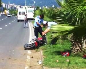 MOTORSİKLET KAZASI 1 YARALI