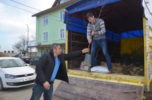 MUHTAR, MAHALLESİNİ YEŞİLLENDİRECEK