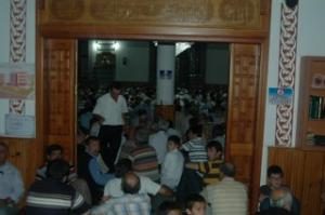 REGAİP KANDİLİ'NDE CAMİLER DOLDU TAŞTI