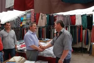BAŞKAN ANLAYAN, PAZARTESİ PAZARINI GEZDİ
