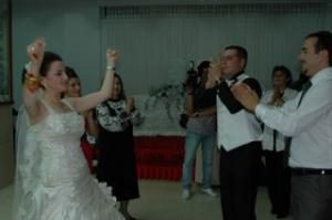 BÜŞRA İLE ÇAĞATAY'A MUTLULUKLAR