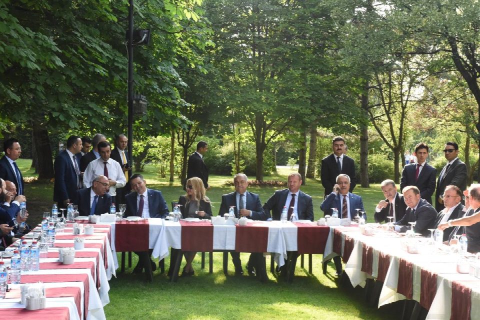 Yediyıldız, tarım bakanı pakdemirli ile ‘fındığı’ konuştu