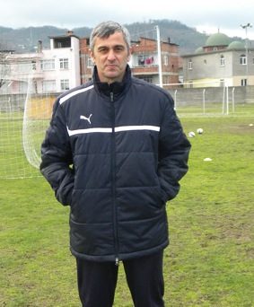 Sinan Bayraktar ve Yardımcı Antrenörleri Görevlerinden İstifa Etti