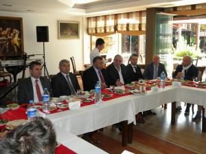 Vali Çiftçi Şipşak Anadolu ekibi ile Yemekte Buluştu