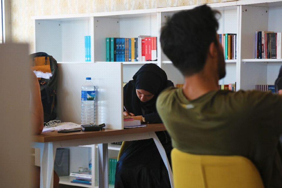 Ordu Gençlik Merkezi kitap kafe hizmet vermeye devam ediyor